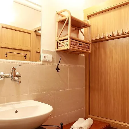 Alpesi faház Rezidence Kouty *