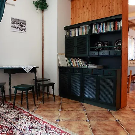 Alpesi faház Rezidence Kouty *